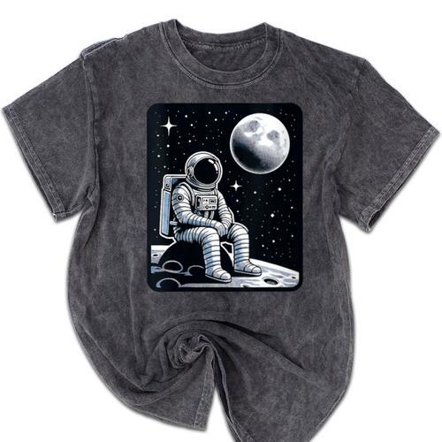 Aesthetic Spaceman Astronaut On The Moon Space Introvert Mineral Wash Tshirts - Raresse