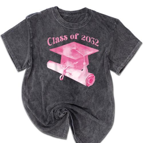 Class Of 2032 Senior 2032 Back To School 2032 Graduation Cap Mineral Wash Tshirts - Best Gift Smart