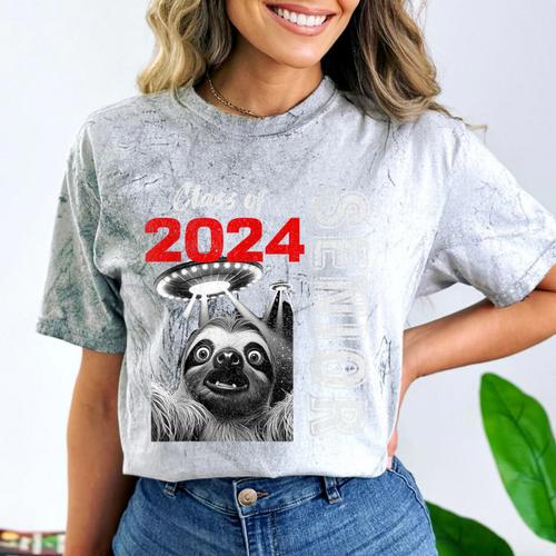 Fun Trendy UFO Sloth Graduation Class Of 2024 Senior Comfort Color Blast T-Shirt - Best Gift Smart
