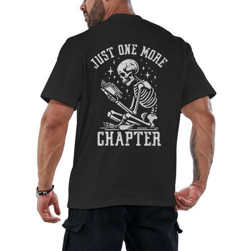Just One More Chapter Skeleton Reading Book Men's Back Print T-Shirt - Bookorys DE
