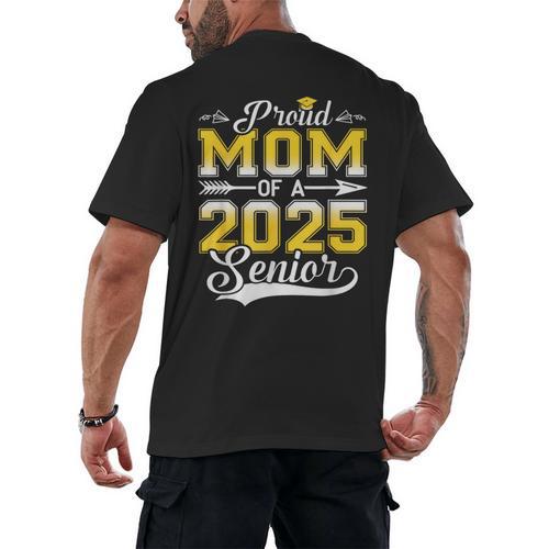 Proud Mom Of a 2025 Senior Graduate Graduation Men's Back Print T-Shirt - Best Gift Smart