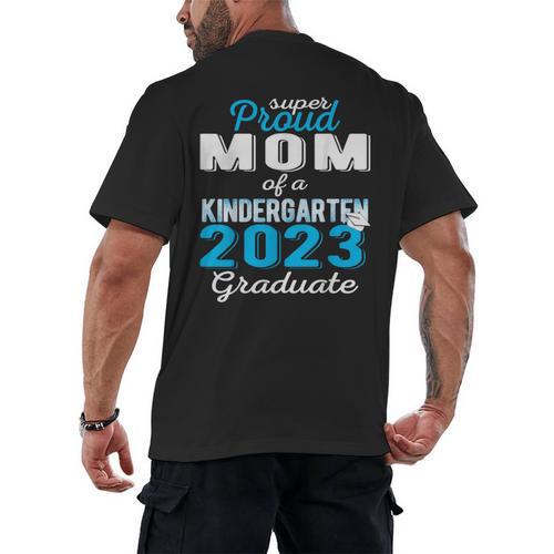 Proud Mom Of Kindergarten Graduate 2023 Graduation Mom Men's Back Print T-Shirt - Best Gift Smart