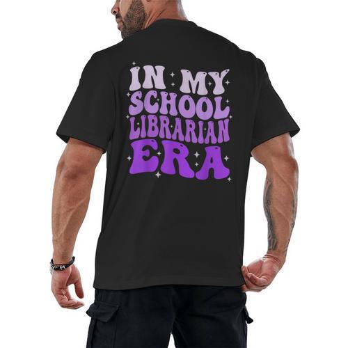 In My School Librarian Era Groovy Back To School Book Lover Men's Back Print T-Shirt - Bookorys DE