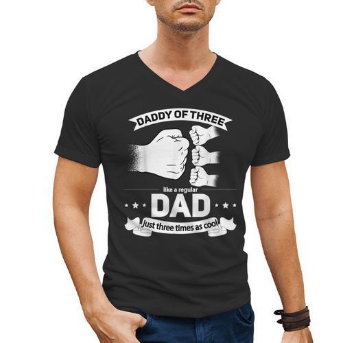 Dad Of 3 Cool Daddy Of Three Fathers Day Dad Of Three Men's V-Neck T-Shirt - Father's Day Fun