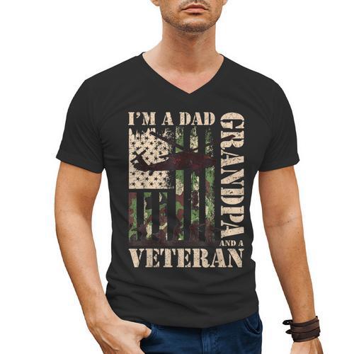Grandpa Veteran Fathers Day Dad Veteran Camo American Flag Men's V-Neck T-Shirt - Father's Day Fun