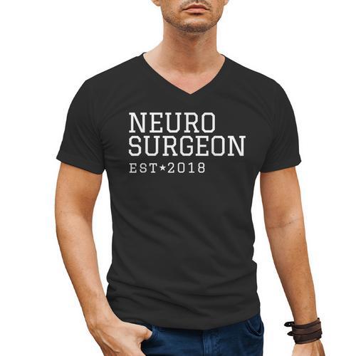 Neurosurgeon 2018 Graduation Men's V-Neck T-Shirt - Best Gift Smart