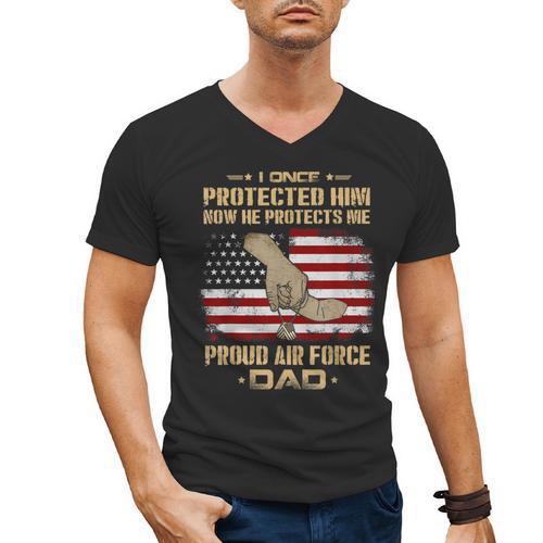 Now He Protects Me USAF Dad Proud Air Force Dad T-Shirt Men's V-Neck T-Shirt - Father's Day Fun
