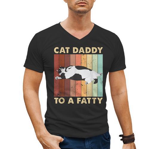 Retro Fat Chonk Dad Tee Cat Daddy To A Fatty Men's V-Neck T-Shirt - Father's Day Fun