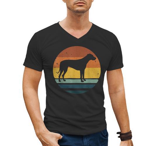 Rhodesian Ridgeback Vintage Retro Dog Mom Dad Men's V-Neck T-Shirt - Father's Day Fun