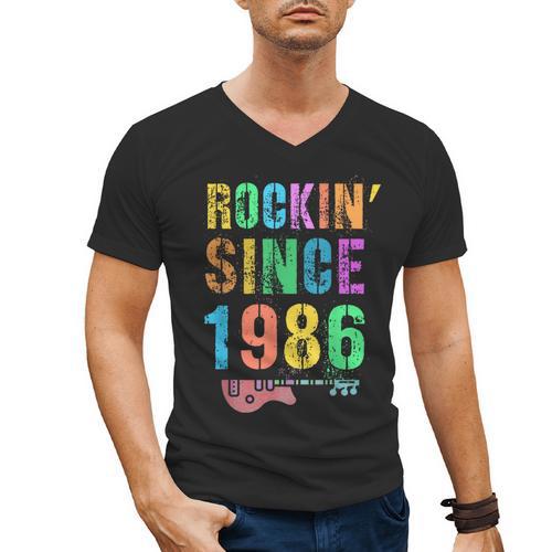 Rockin' Since 1986 Vintage Rockstar 40th Birthday Mom Dad 40 Men's V-Neck T-Shirt - Father's Day Fun