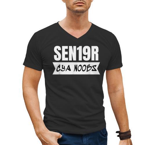Senior Class 2019 Shirt High School Graduation Geek Men's V-Neck T-Shirt - Best Gift Smart