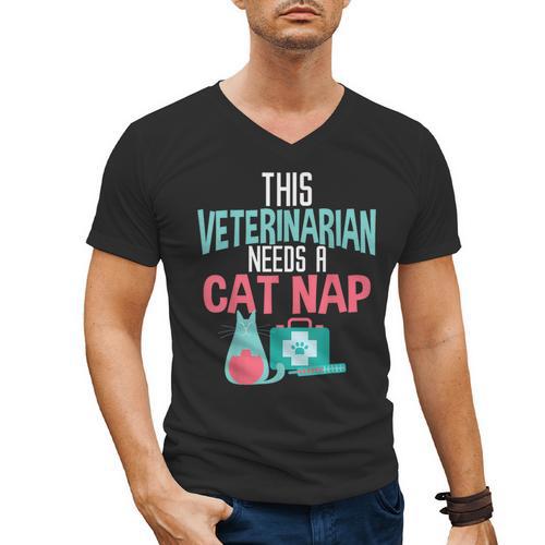 Veterinarian Graduation T-Shirt Men Women Humor Men's V-Neck T-Shirt - Best Gift Smart