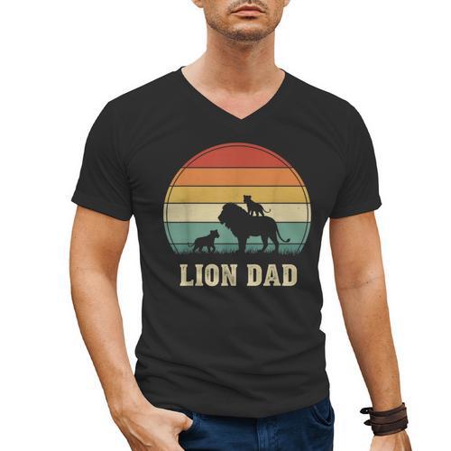 Vintage Lion Dad Father Grandpa Father's Day Men's V-Neck T-Shirt - Father's Day Fun