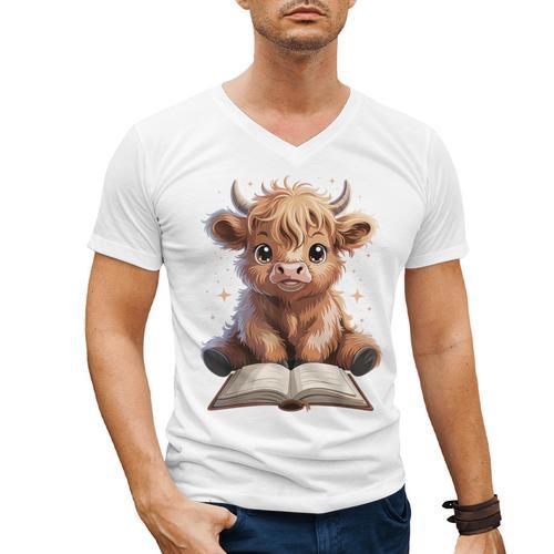 Highland Cow Reading Book Bookworm Men's V-Neck T-Shirt - Bookorys