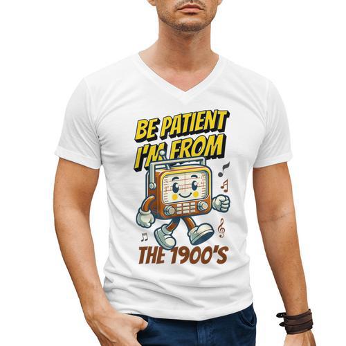 Please Be Patient With Me I'm From The 1900s Vintage Radio Men's V-Neck T-Shirt - Figerry