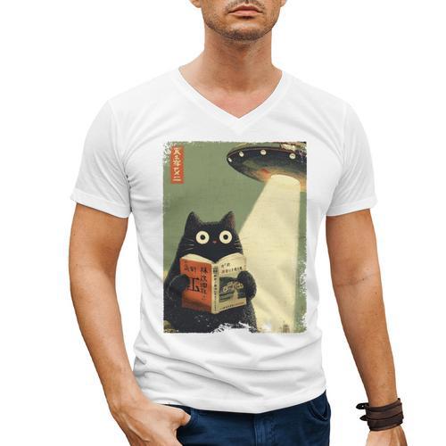 Vintage Japanese Cat Book Lovers UFO Alien Abduction Cat Dad Men's V-Neck T-Shirt - Father's Day Fun