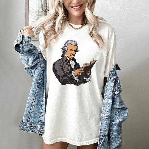 Alexander Hamilton Reading A Book Women's Comfort Colors T-Shirt - Bookorys