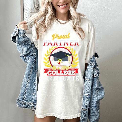 Class Of 2018 Graduation Tshirt For Partner Of Graduate Women's Comfort Colors T-Shirt - Best Gift Smart