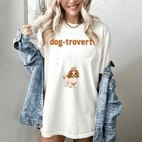 Dog-Trovert Shih Tzu Humor Definition Introvert Women's Comfort Colors T-Shirt - Raresse