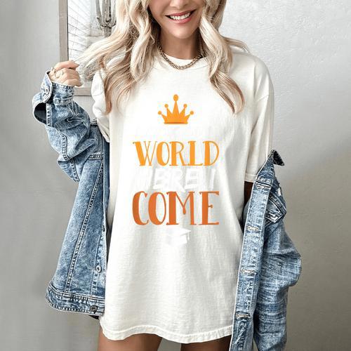 Graduation Shirt For Graduate Look Out World Here I Come Women's Comfort Colors T-Shirt - Best Gift Smart