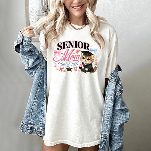 Senior Mom Class Of 2027 Cute Cat Graduation Pink Bows Girls Women's Comfort Colors T-Shirt - Best Gift Smart