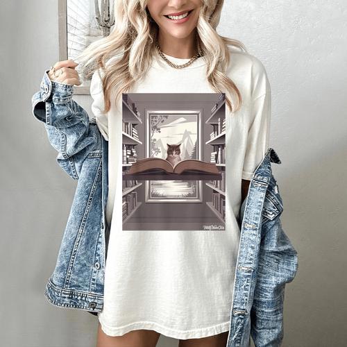 Totally Weird Tees Cat Library Book Reading Literary Women's Comfort Colors T-Shirt - Bookorys AU