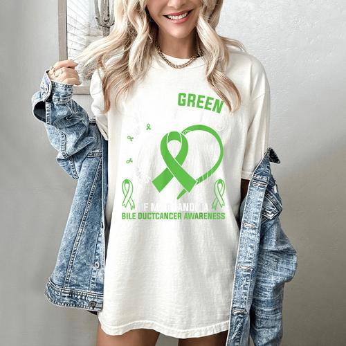 I Wear Green In Memory Of My Grandma Bile Duct Cancer Aware Women's Comfort Colors T-Shirt - Easessy