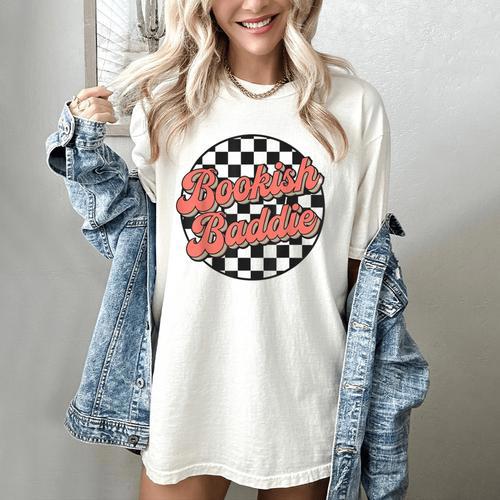 Bookish Baddie Retro Aesthetic Typography Women's Comfort Colors T-Shirt - Bookorys