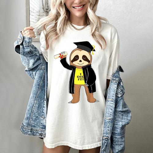 Class Of 2022 Sloth Graduation Masters College High School Women's Comfort Colors T-Shirt - Best Gift Smart