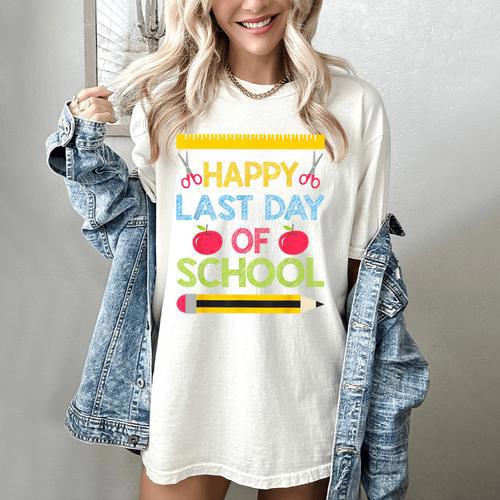 Cool Stylish Happy Last Day Of School Shirt Graduation Women's Comfort Colors T-Shirt - Best Gift Smart