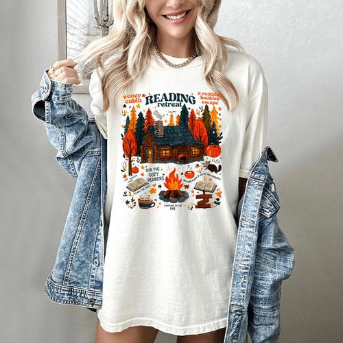 Cozy Reading Cabin Retreat Fall Bookish Autumn Cozy Reader Women's Comfort Colors T-Shirt - Bookorys
