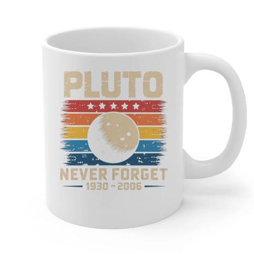 Pluto Never Forget Space Nostalgia Astronomy Humor Graphic Print Coffee Mug - Figerry