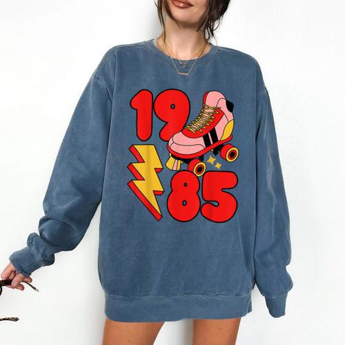 1985 Retro Roller Skate Vintage 80s Nostalgia Collector Comfort Colors Sweatshirt - Figerry
