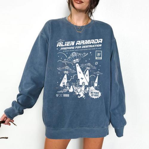 Alien Abduction UFO Lovers Comic Book Style Shirt Comfort Colors Sweatshirt - Bookorys DE