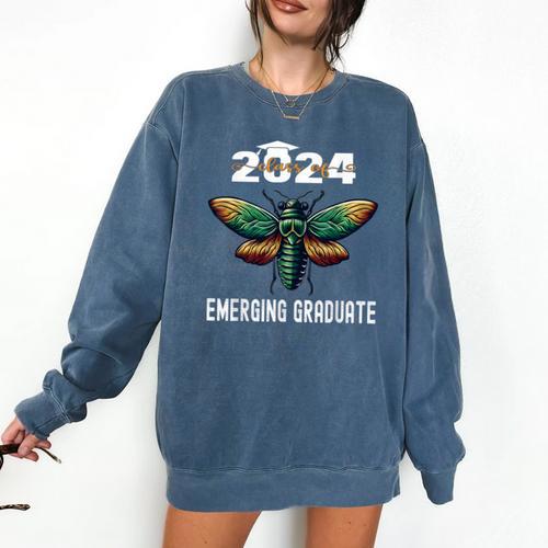 Biology Class Of 2024 Emerging Graduation For Him Comfort Colors Sweatshirt - Best Gift Smart