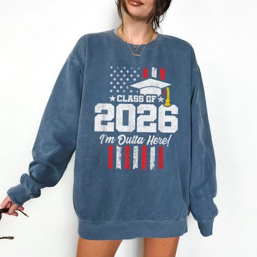Class Of 2026 Senior Graduation American Flag Senior 2026 Comfort Colors Sweatshirt - Best Gift Smart