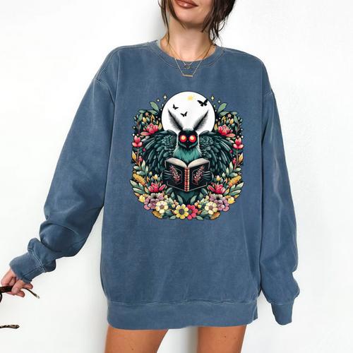 Cottagecore Aesthetic Mothman Book Lover Camping Comfort Colors Sweatshirt - Bookorys CA