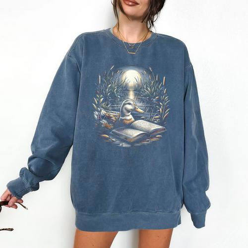 Duck Reading Book Full Moon Lake Scenery Comfort Colors Sweatshirt - Bookorys DE