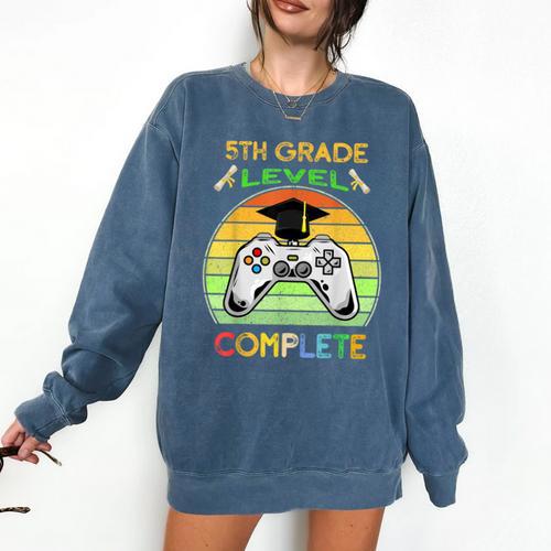 Graduation 5th Grade Level Complete Gamer Class 2021 Gaming Comfort Colors Sweatshirt - Best Gift Smart