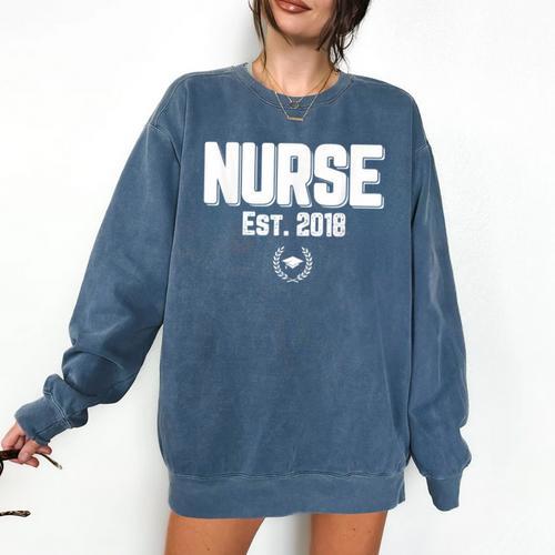 Graduation For Nurse Practitioners 2018 Nursing School Comfort Colors Sweatshirt - Best Gift Smart
