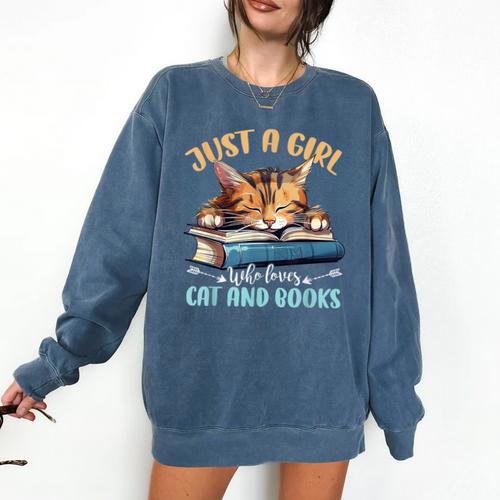 Just a Girl Who Loves Cats And Books Kitties Pet Art Lover Comfort Colors Sweatshirt - Bookorys AU