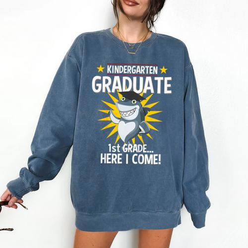 Kindergarten Graduation Shirts 2019 Shark Grad Toddler Comfort Colors Sweatshirt - Best Gift Smart