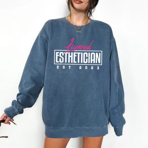Licensed Esthetician 2023 Graduation Comfort Colors Sweatshirt - Best Gift Smart