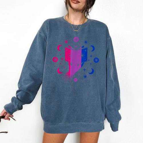 Magic Bi-Pride Book Of Cosmic Energy Comfort Colors Sweatshirt - Bookorys DE
