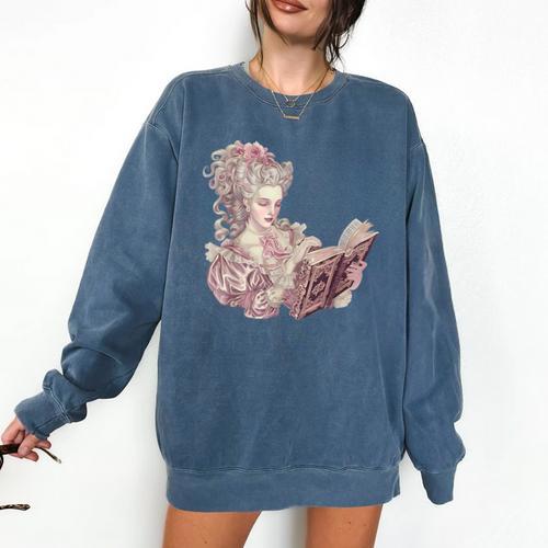 Marie Antoinette Reading A Book Comfort Colors Sweatshirt - Bookorys DE