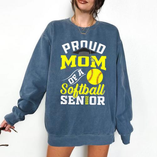 Proud Mom Of a Softball Senior Class Of 2026 Graduation Comfort Colors Sweatshirt - Best Gift Smart
