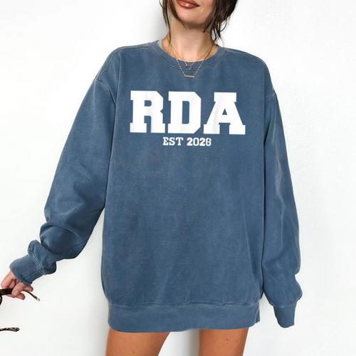 RDA Est 2028 Registered Dental Assistant Student Graduation Comfort Colors Sweatshirt - Best Gift Smart