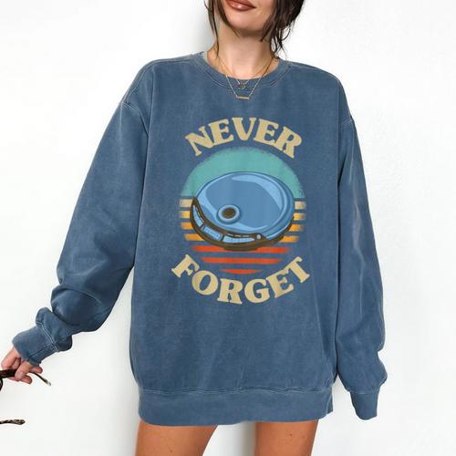 Retro CD Player Never Forget Nostalgia Vintage Comfort Colors Sweatshirt - Figerry