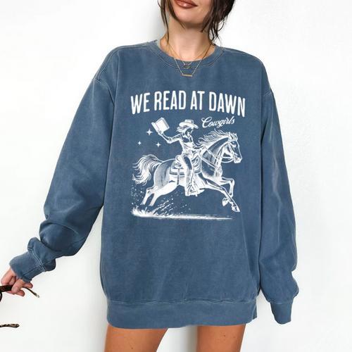 Retro We Read At Dawn Cowgirl Western Librarian Book Lover Comfort Colors Sweatshirt - Bookorys