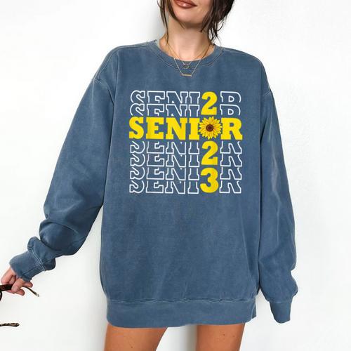 Senior Class Of 2023 Sunflower Graduation Seniors 23 Comfort Colors Sweatshirt - Best Gift Smart